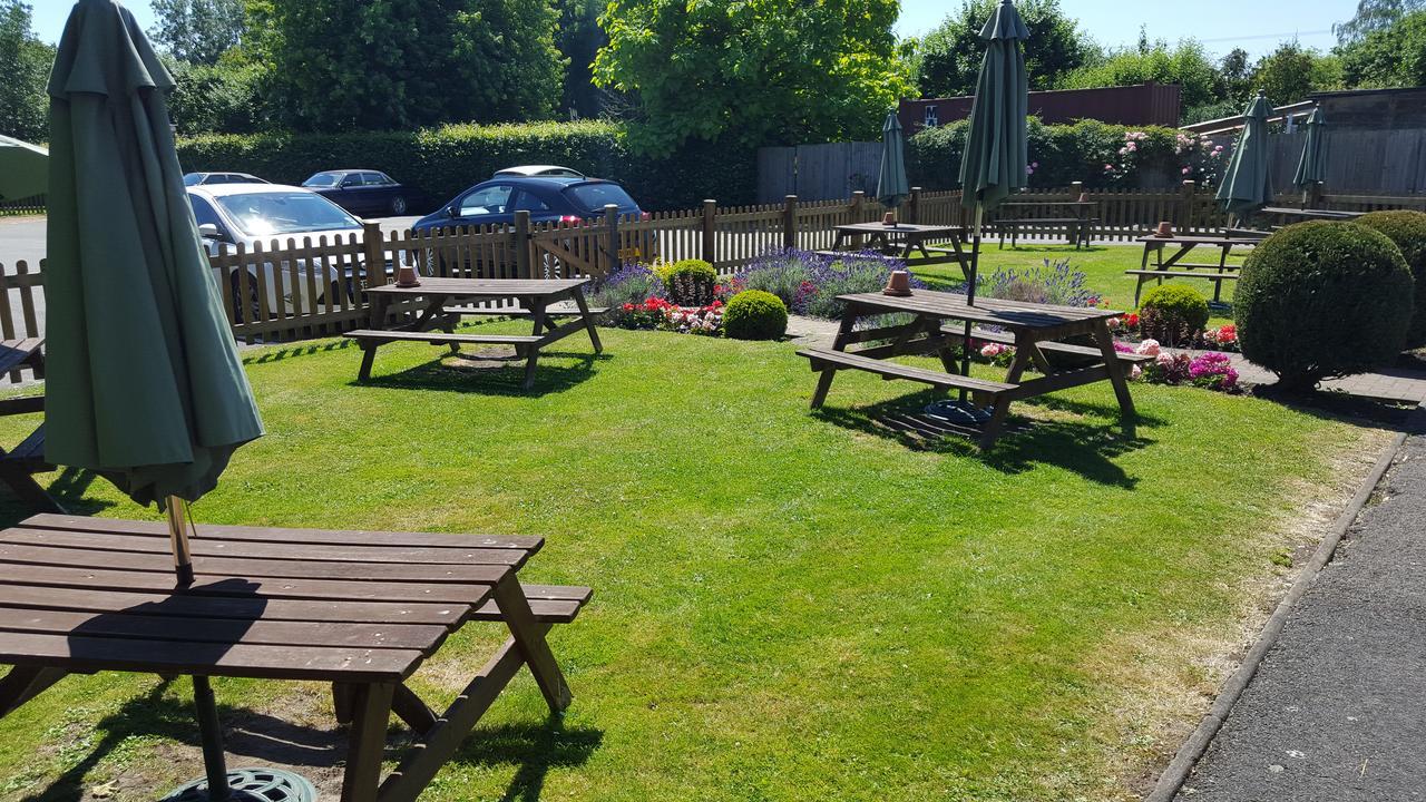 Hotel Baker Arms Hertford Exterior foto